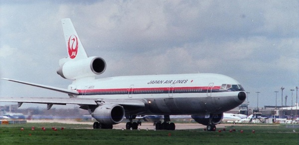 DC-10-40.jpg