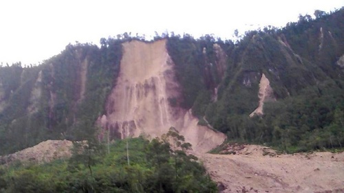 Papua New Guinea_quake-3.jpg