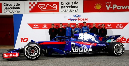 Toro Rosso Honda-powered STR13.jpg