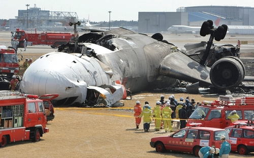 airplane-crash-3.jpg