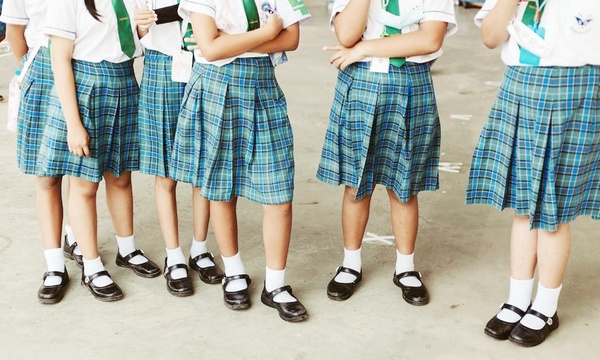 school_uniform.jpg